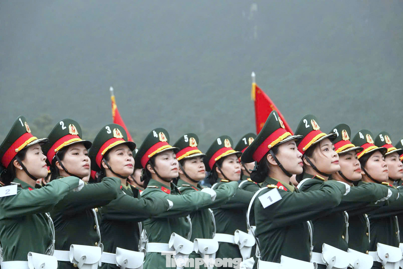 Khối nữ sĩ quan Quân y. Khối nữ sĩ quan Quân y.