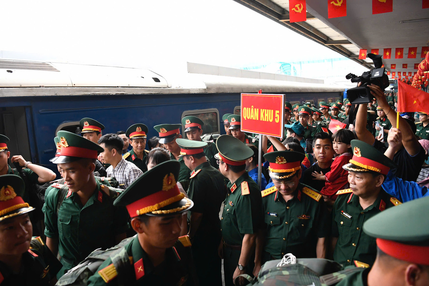 Trong ngày 6/6, hơn 1.600 quân nhân sẽ tới ga Hà Nội trên ba chuyến tàu xuất phát từ ga Tam Kỳ và ga Sài Gòn.
