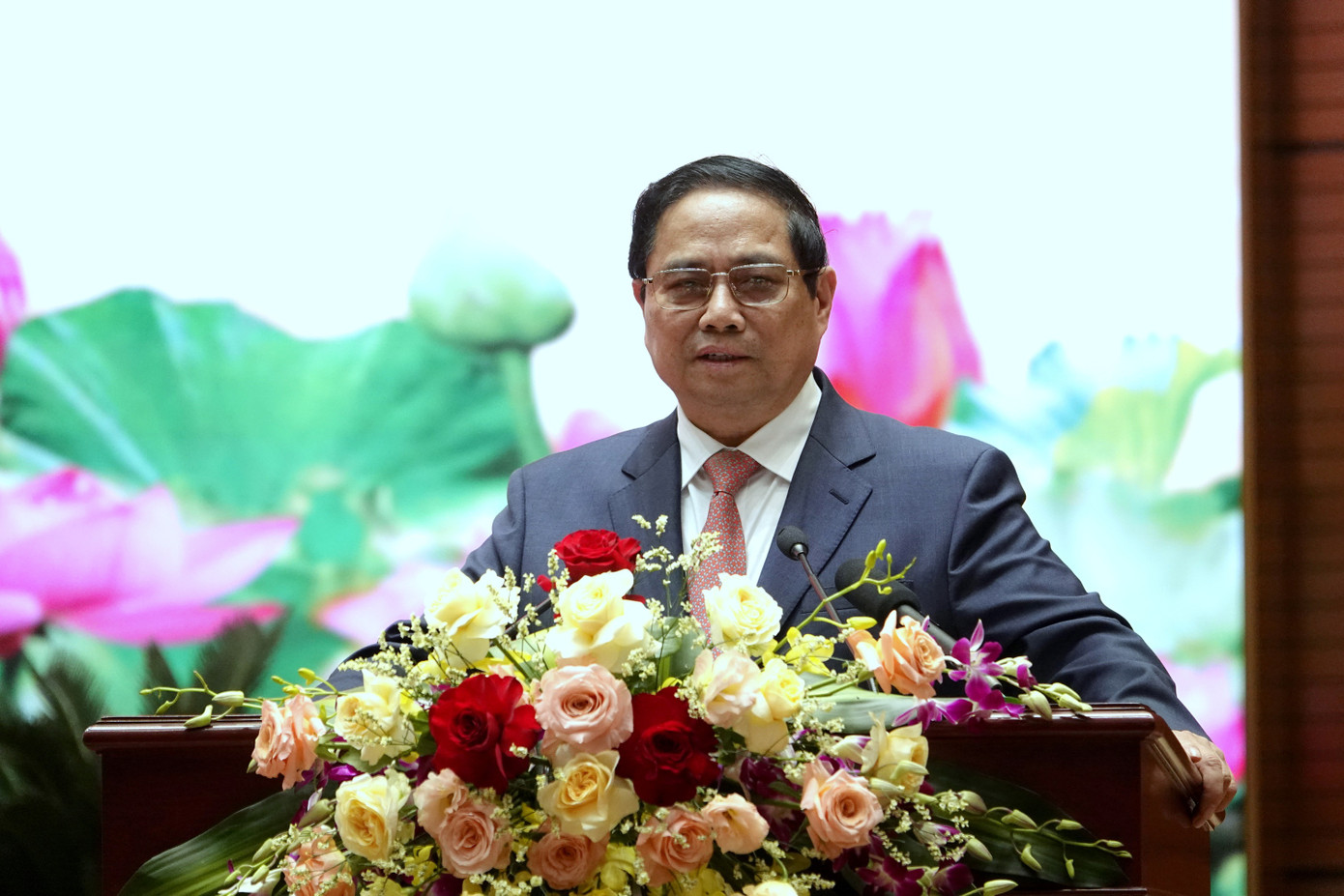 Thủ tướng Phạm Minh Chính phát biểu chỉ đạo Hội nghị. Thủ tướng Phạm Minh Chính phát biểu chỉ đạo Hội nghị.