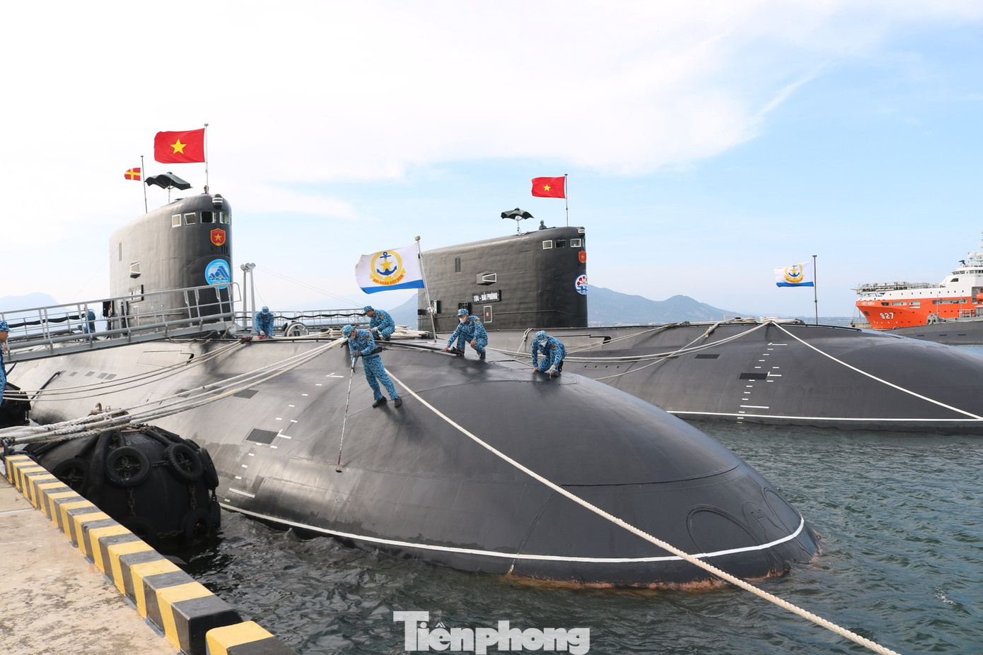 Cán bộ, thủy thủ Lữ đoàn 189 chủ động làm tốt công tác sơn sửa trước Hội thi bảo quản, bảo dưỡng tàu chào Xuân Ất Tỵ 2025. Cán bộ, thủy thủ Lữ đoàn 189 chủ động làm tốt công tác sơn sửa trước Hội thi bảo quản, bảo dưỡng tàu chào Xuân Ất Tỵ 2025.