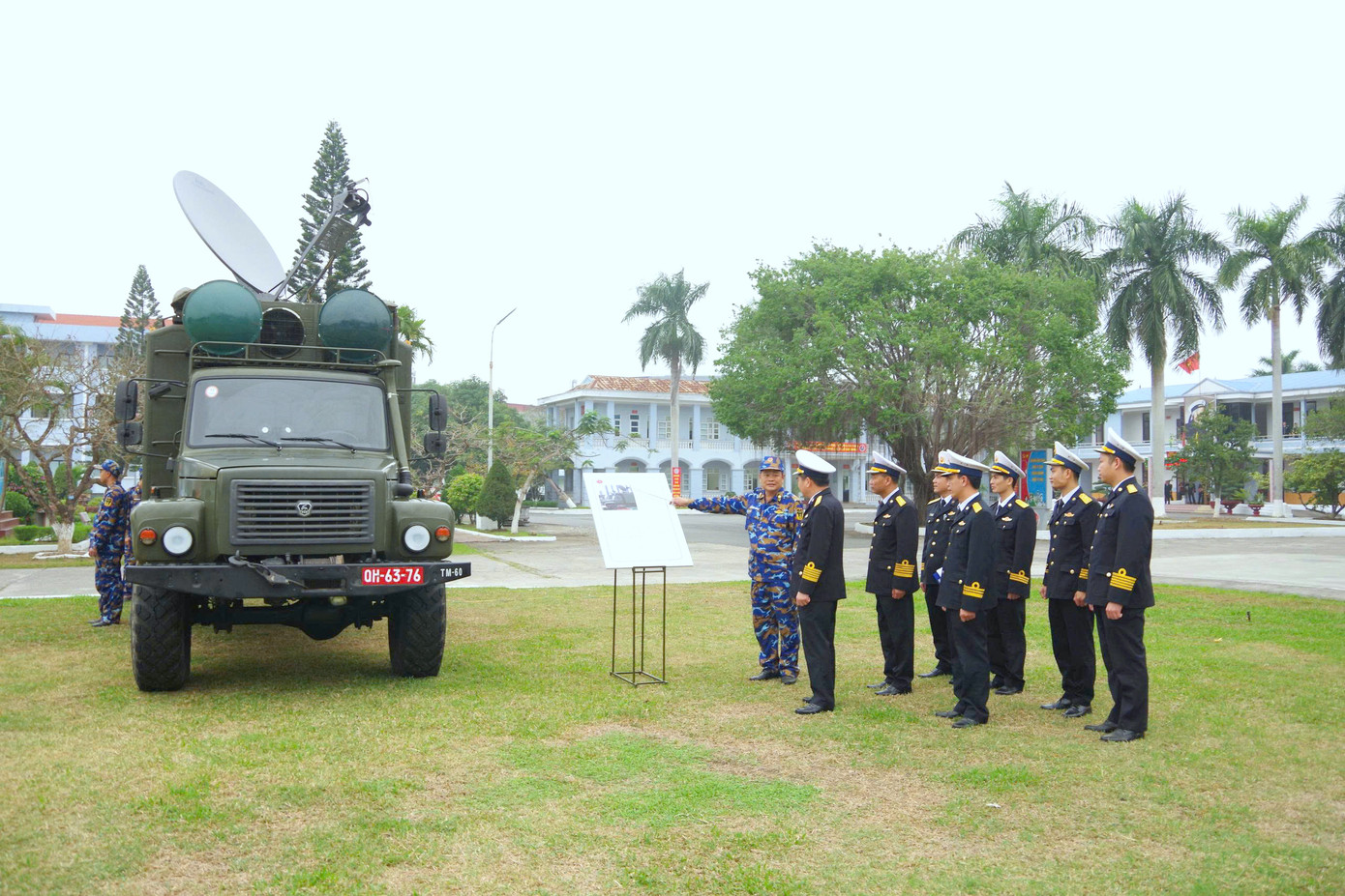 Lãnh đạo Quân chủng Hải quân kiểm tra công tác huấn luyện, sẵn sàng chiến đấu của Lữ đoàn 602.