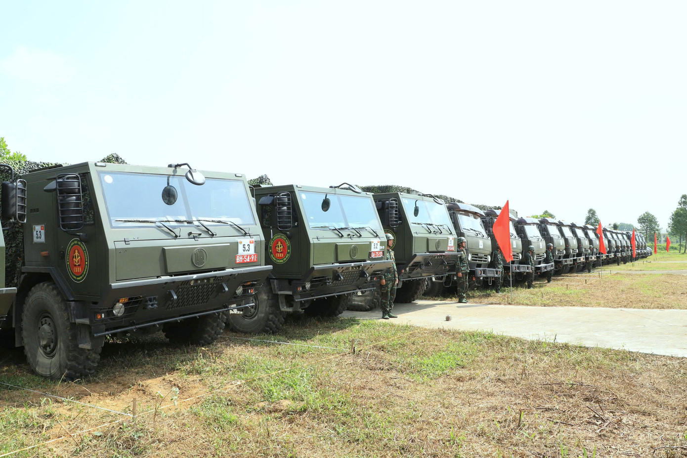 Nhiều phương tiện, khí tài quân sự sẽ tham gia nhiệm vụ A80.