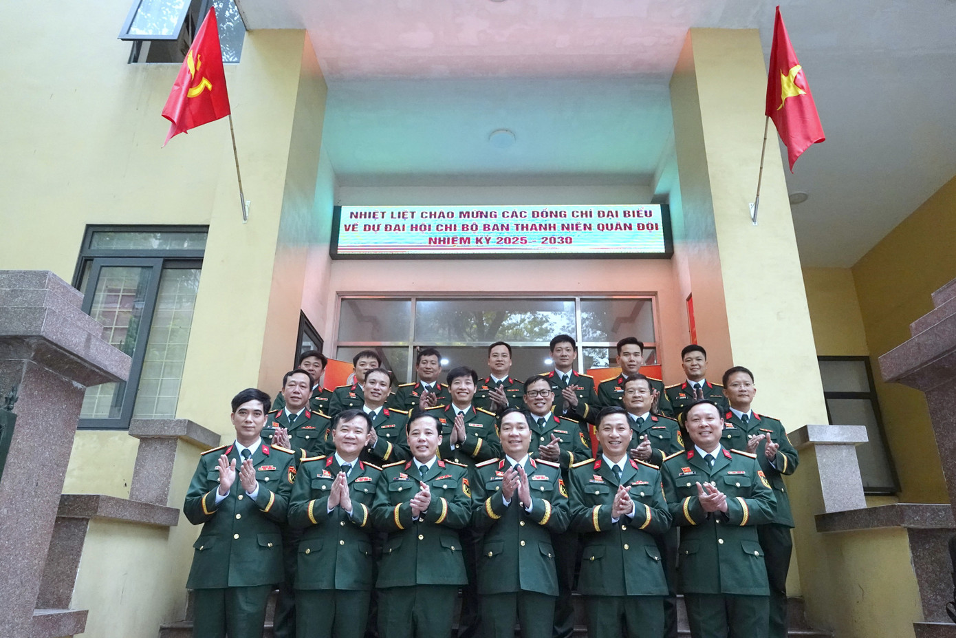 Các đại biểu về dự đại hội. Ảnh: Nguyễn Minh