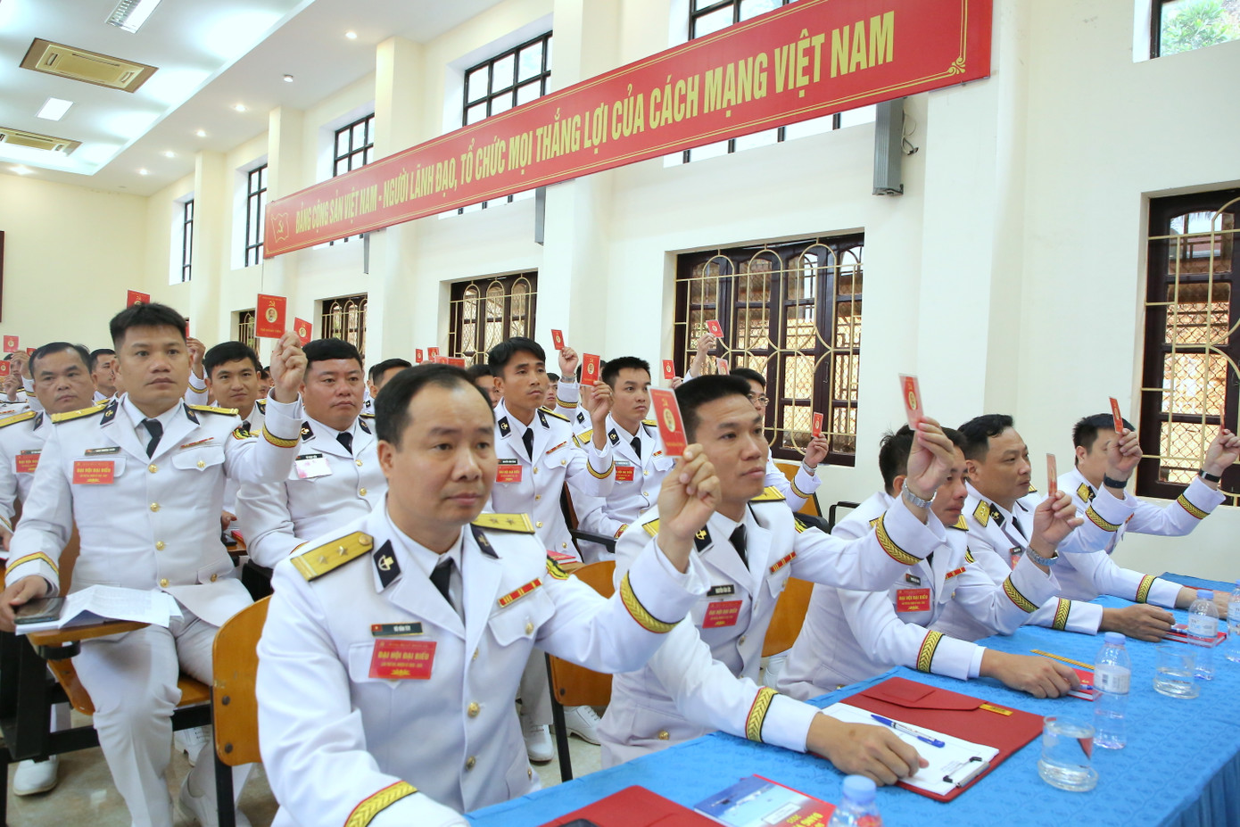 Các đại biểu dự đại hội.