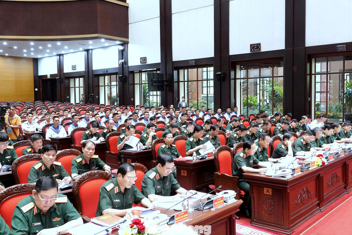 Lãnh đạo Quân ủy Trung ương - Bộ Quốc phòng và các đại biểu dự hội nghị.