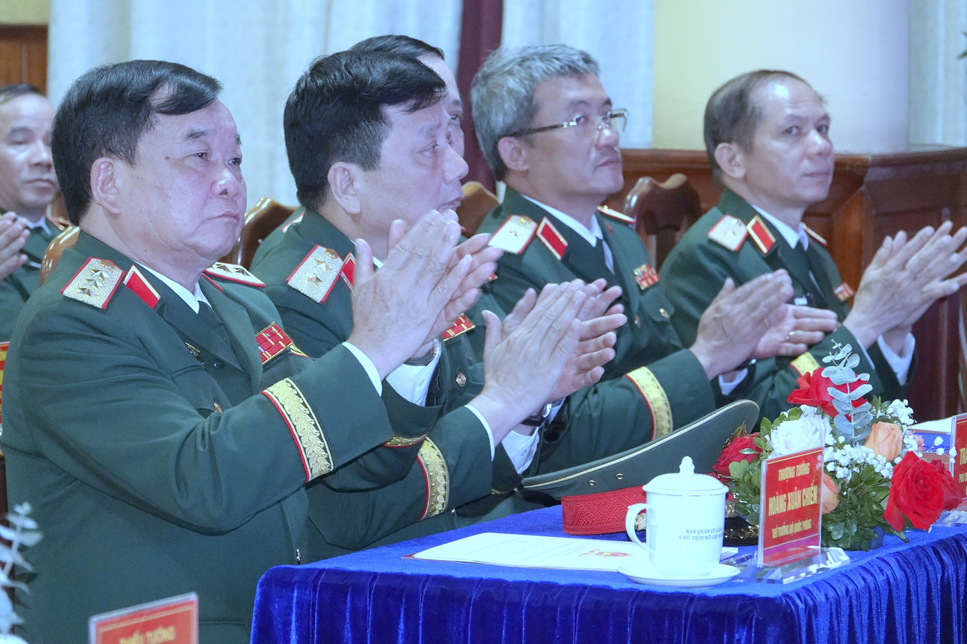 Các đại biểu dự Lễ công bố Quyết định.