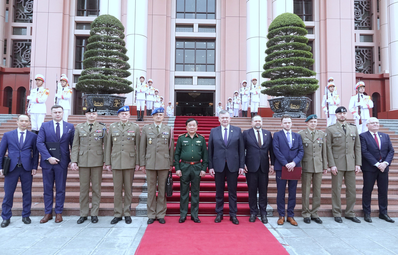 Theo Bộ Quốc phòng, tại hội đàm, hai bên đã thống nhất được nhiều vấn đề cùng quan tâm.