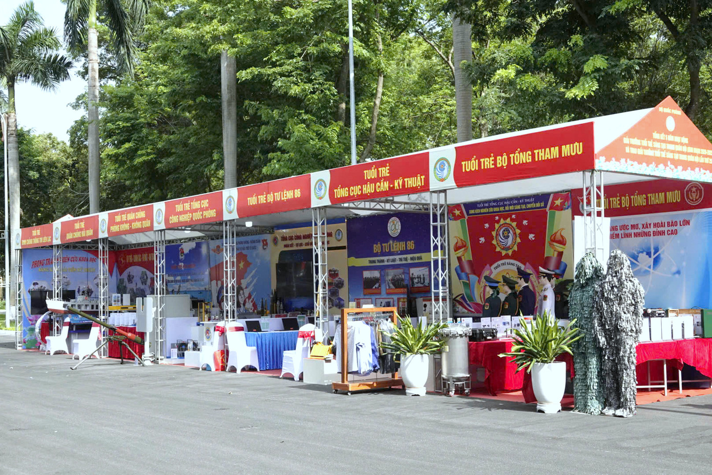 Nhiều sản phẩm nghiên cứu nổi bật của tuổi trẻ toàn quân sẽ được trưng bày tại chương trình tổng kết, trao giải.