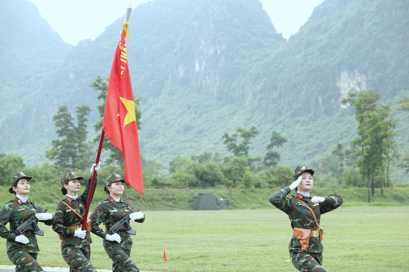 Trong số các bóng hồng Khối nữ Gìn giữ hòa bình Việt Nam, nhiều người đã từng tham gia nhiệm vụ diễu binh vào tháng 5/2024 và tháng 4/2025.