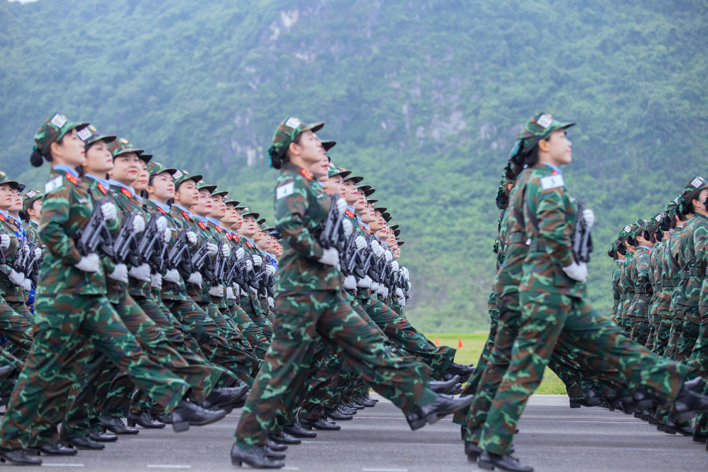 Trong số các bóng hồng Khối nữ Gìn giữ hòa bình Việt Nam, nhiều người đã từng tham gia nhiệm vụ diễu binh vào tháng 5/2024 và tháng 4/2025.