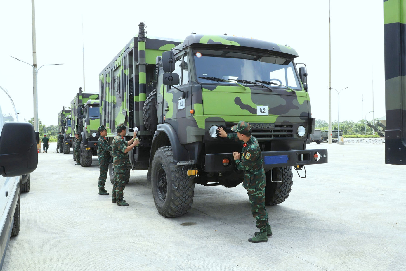 Nhiều phương tiện, khí tài quân sự sẽ tham gia nhiệm vụ A80.