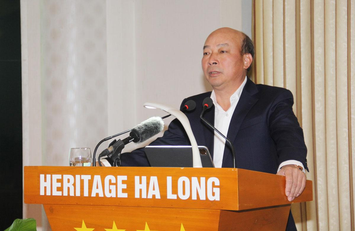 Bí thư Đảng ủy, Chủ tịch HĐTV Tập đoàn Lê Minh Chuẩn phát biểu chỉ đạo tại Hội nghị