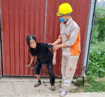 Anh Nguyễn Trọng Tân, tổ trực vận hành Điện lực Từ Sơn