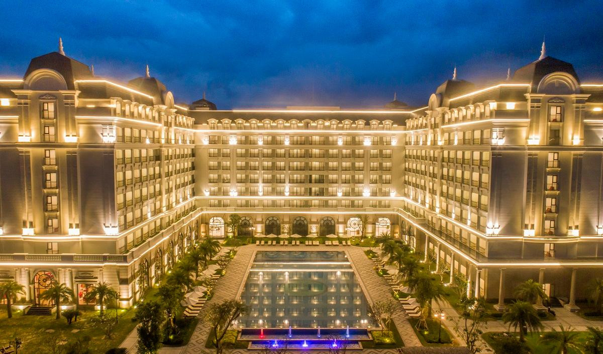 VinHolidays - Mô hình du lịch tối giản đầu tiên tại Việt Nam VinHolidays - Mô hình du lịch tối giản đầu tiên tại Việt Nam