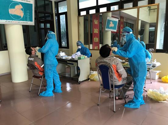 PC Vĩnh Phúc tổ chức lấy xét nghiệm cho toàn thể cán bộ, công nhân viên