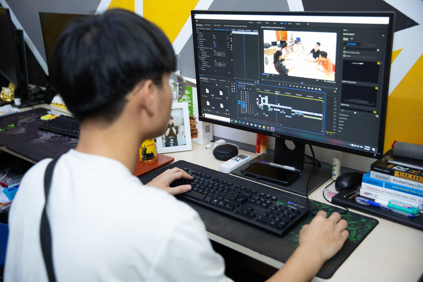 Công việc luôn đòi hỏi sự tập trung cao nhất