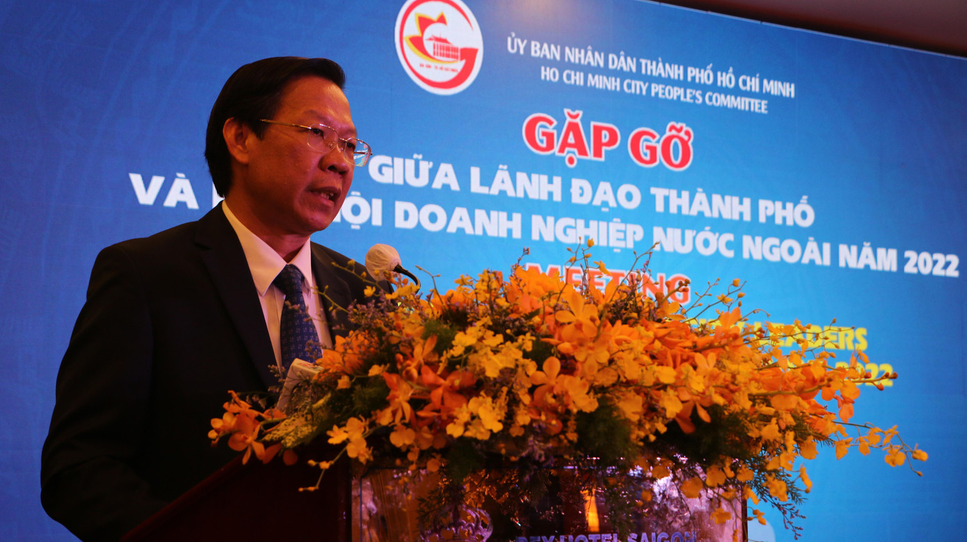 Chủ tịch UBND TPHCM Phan Văn Mãi phát biểu tại buổi gặp gỡ với các Hiệp hội Doanh nghiệp nước ngoài.
