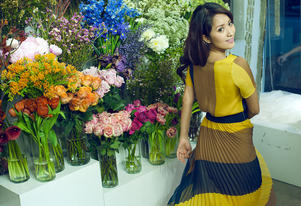 Khánh Thi ngày càng xinh đẹp rạng rỡ