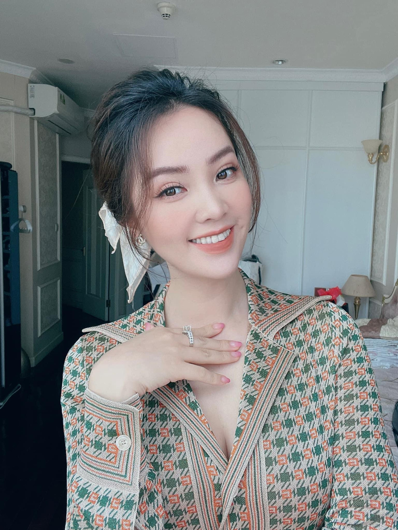 Á hậu Thuỵ Vân ngày càng trẻ trung và xinh đẹp sau nhiều năm giành danh hiệu Á hậu.