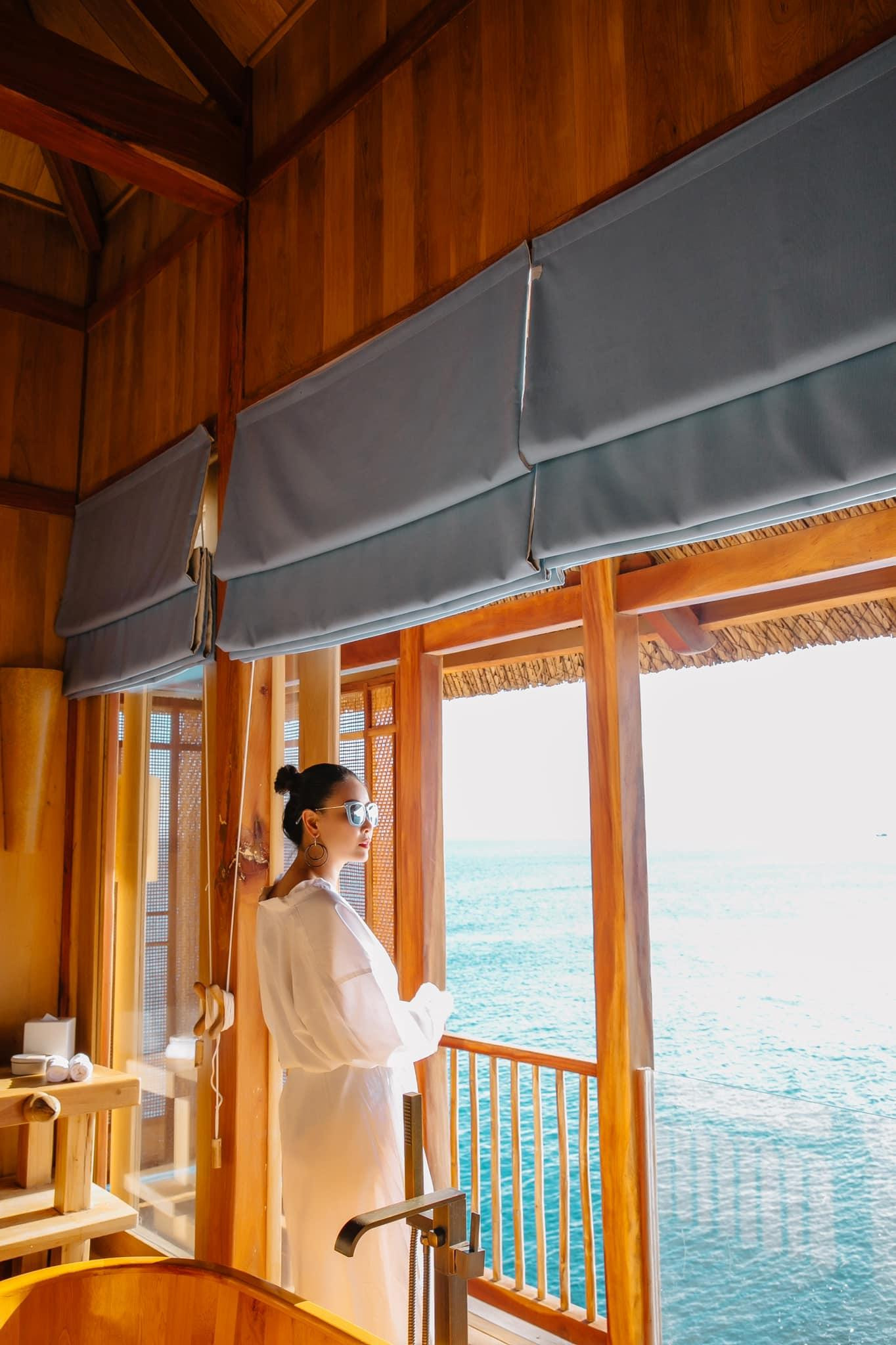 Bên dưới loạt ảnh của Hà Kiều Anh, rất nhiều đàn em trong showbiz đã để lại bình luận ngưỡng mộ đàn chị.