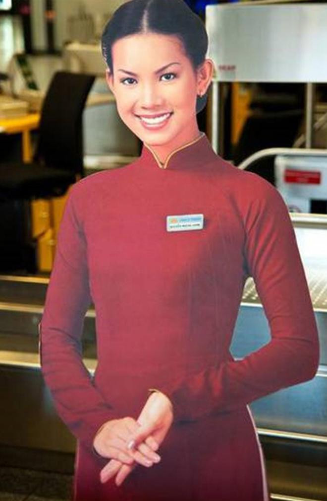 Hoàng Oanh đã được hãng hàng không quốc gia lựa chọn là gương mặt đại diện.