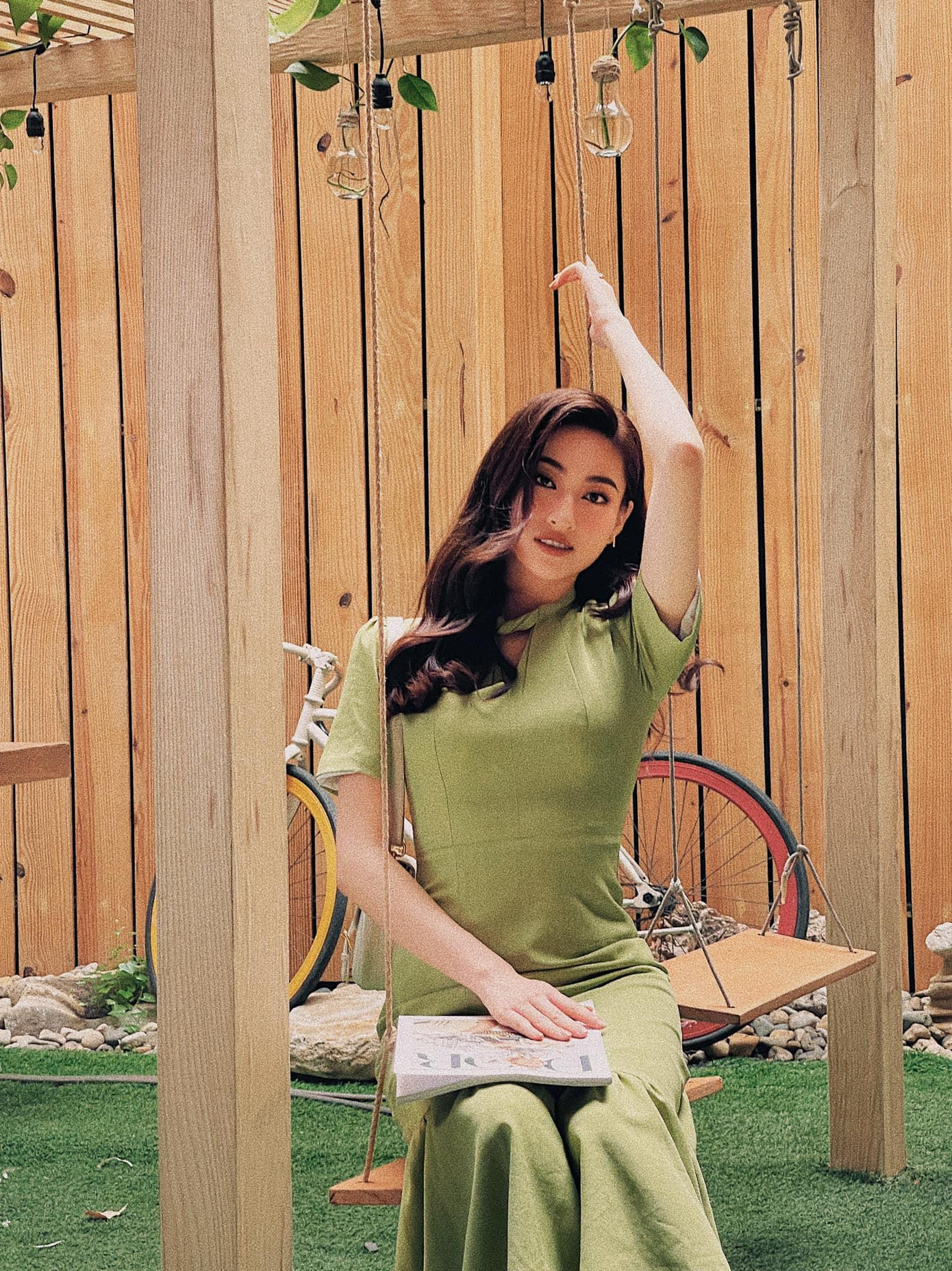 Miss World Vietnam 2019 với nhan sắc được đánh giá ngày càng &apos;thăng hạng&apos;.