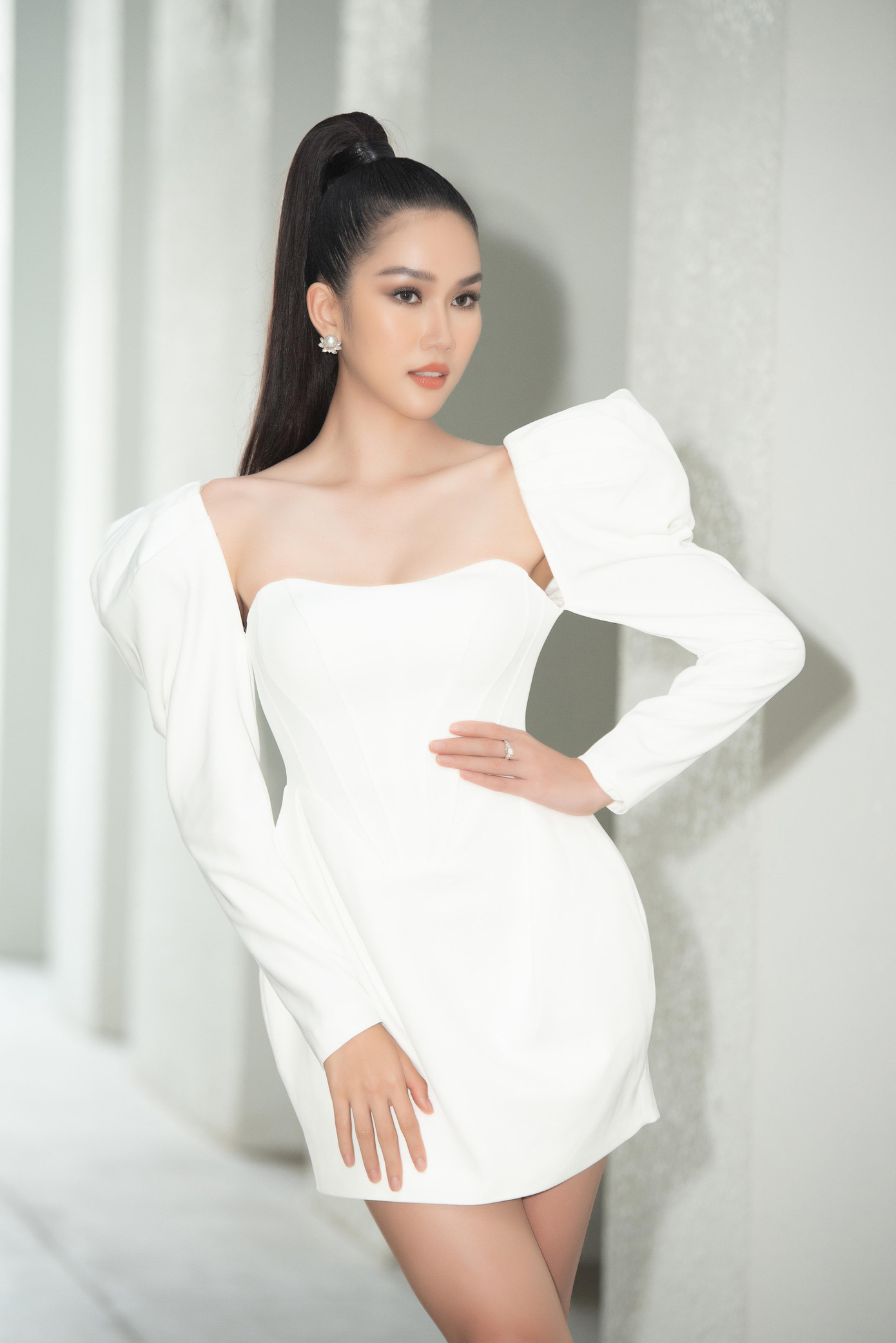 Người đẹp ngày càng 'lột xác' về phong cách thời trang và được công chúng đánh giá cao.