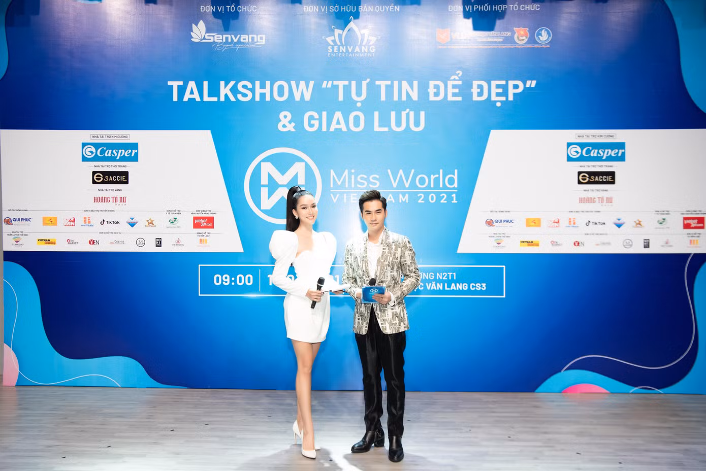 Á hậu Phương Anh đảm nhận vai trò MC trong chương trình.