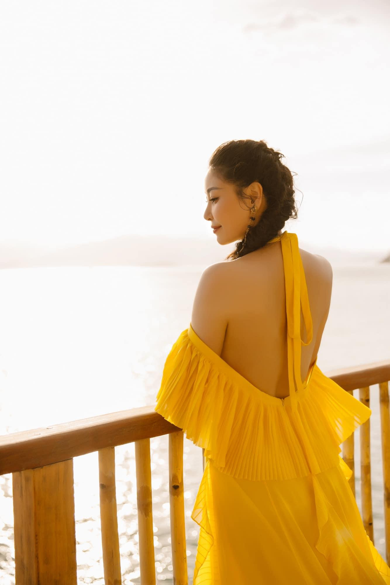 Sau nhiều lần sinh nở, vẻ đẹp của Hà Kiều Anh thậm chí còn rực rỡ hơn rất nhiều.