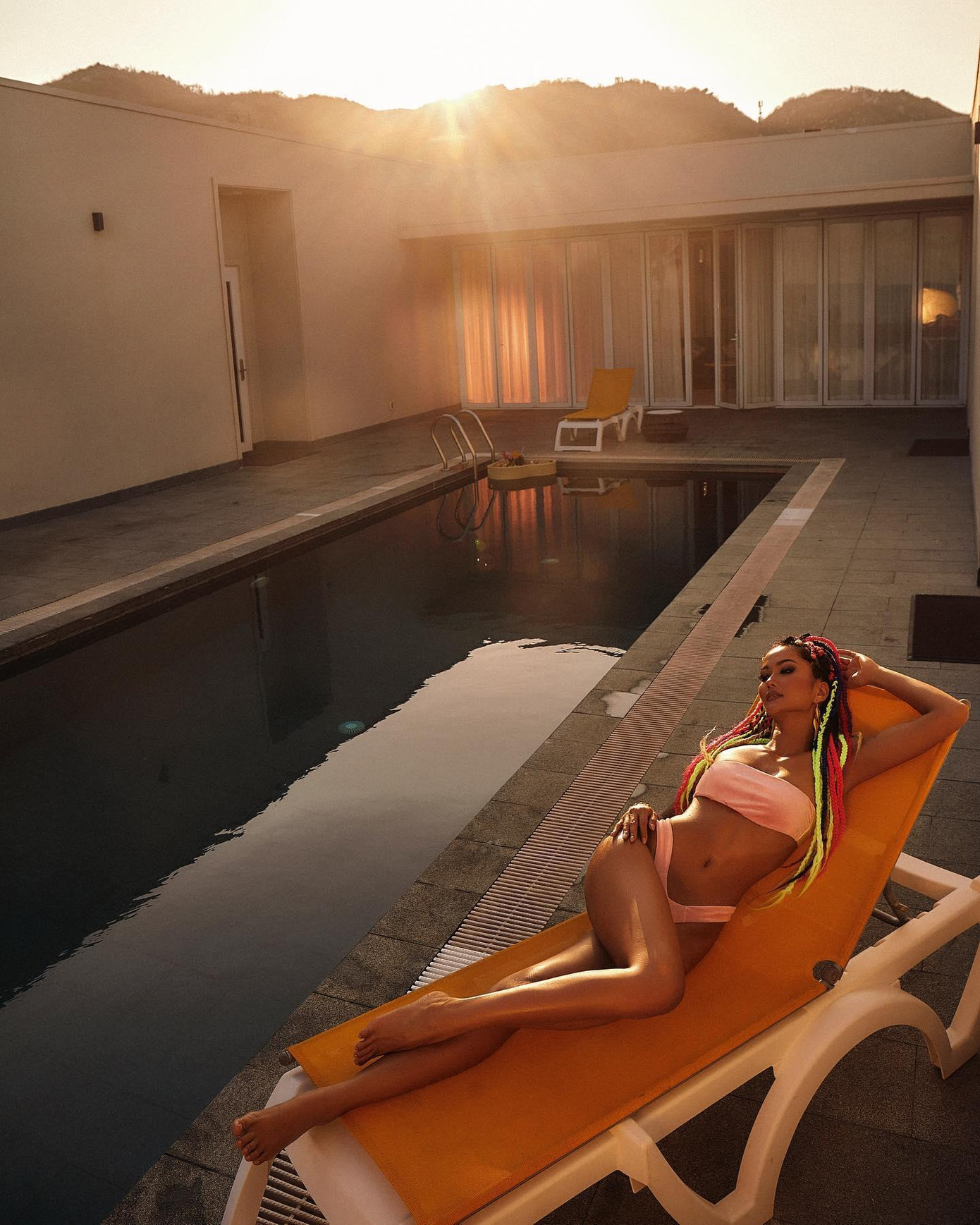 Cùng với đó là chế độ dinh dưỡng phù hợp: hạn chế tinh bột, ăn nhiều đồ luộc, hấp và uống nước trái cây.