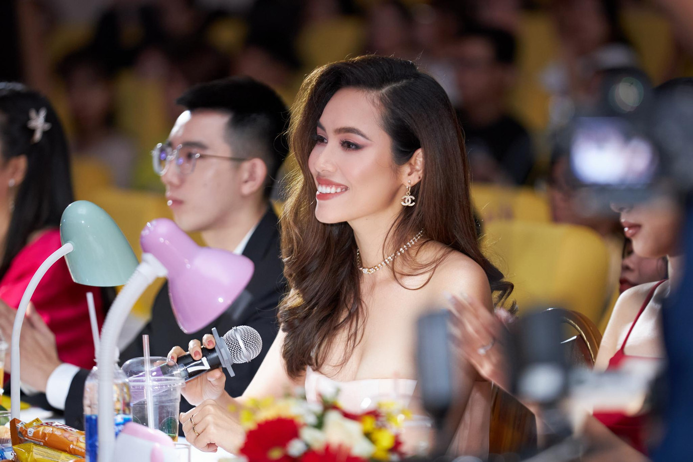 Hoàng My giành ngôi vị Á hậu 1 tại cuộc thi Hoa hậu Việt Nam 2010. Cô từng đại diện Việt Nam tham dự các đấu trường nhan sắc Miss World và Miss Universe.