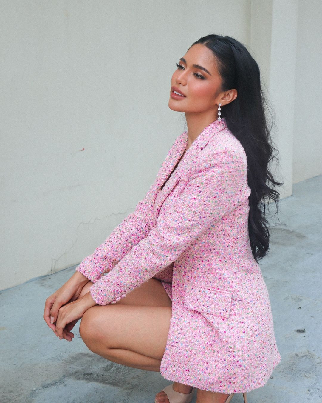 Krishnah cũng chăm chỉ tập gym để giữ hình thể đẹp.