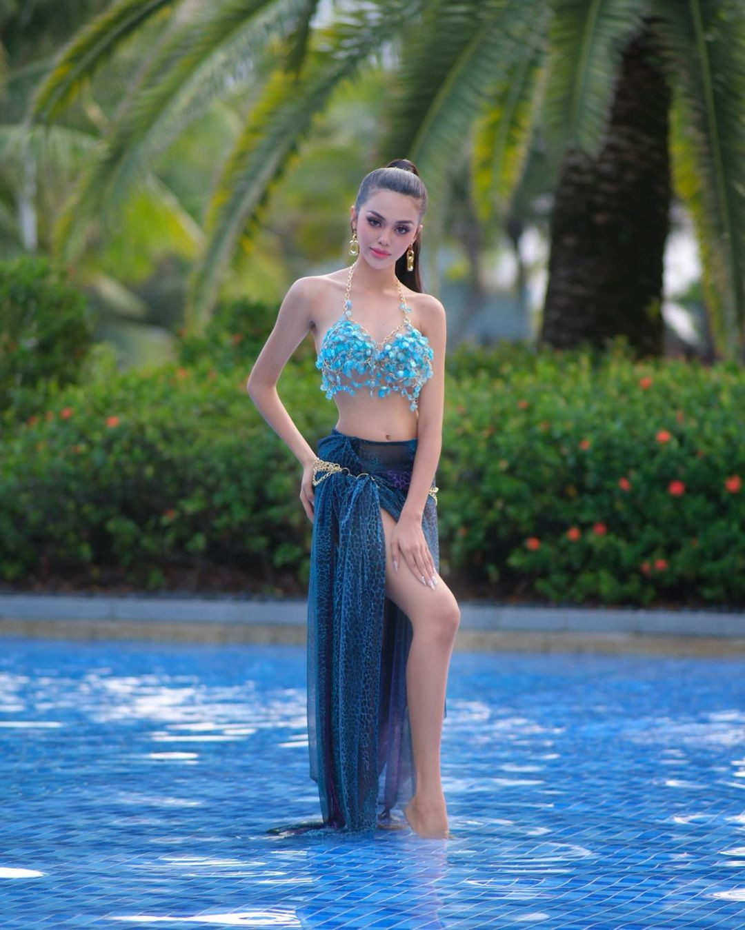 Leakena In cũng từng dự thi Hoa hậu Hòa bình Campuchia 2021 và giành ngôi Á hậu 1.