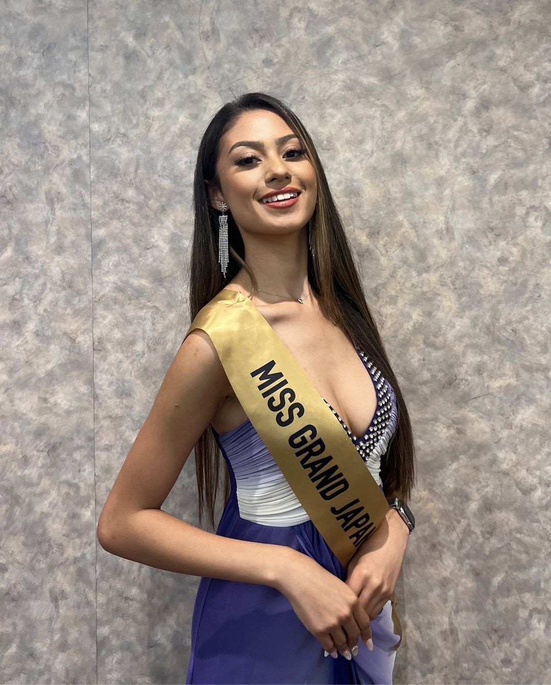 Luma Naomi Siguemitu năm nay 21 tuổi, là người lai Nhật Bản - Brazil.