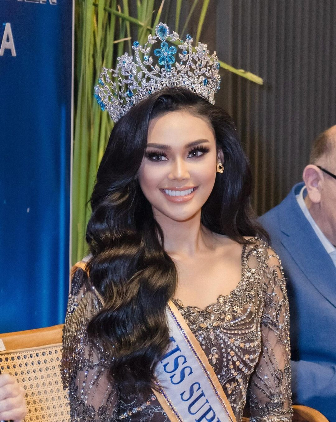 Ban tổ chức Puteri Indonesia đã tổ chức họp báo chào mừng Harashta Haifa Zahra trở về quê nhà. Cô là người đẹp đầu tiên giành danh hiệu Puteri Indonesia được cử đi tham dự Hoa hậu Siêu quốc gia.