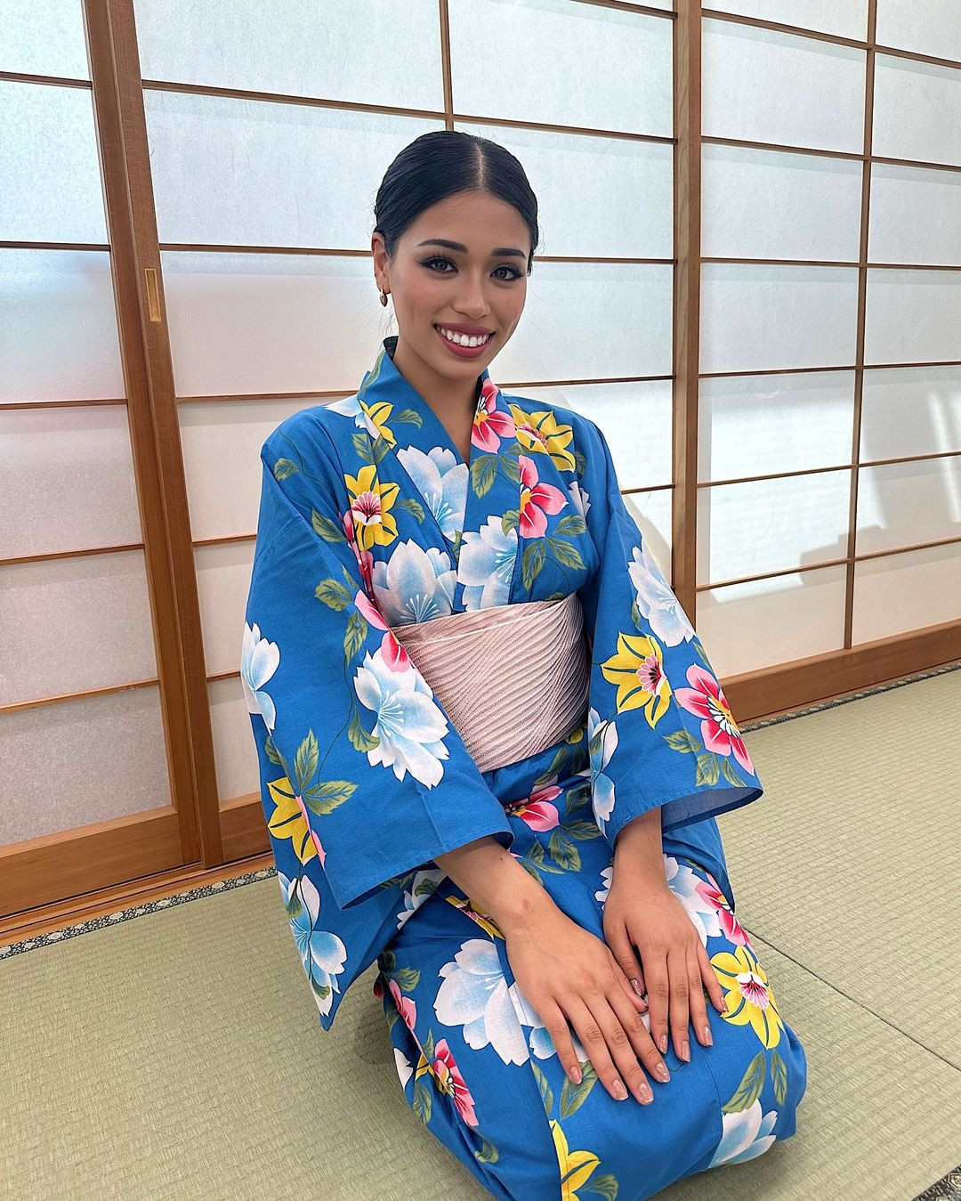 Có mẹ là người Nhật, cha là người Bangladesh - Ấn Độ, Kaya cũng quan tâm tới việc giữ gìn và phát triển những nền văn hóa giao thoa mà cô có cơ hội trải nghiệm trong quá trình trưởng thành.