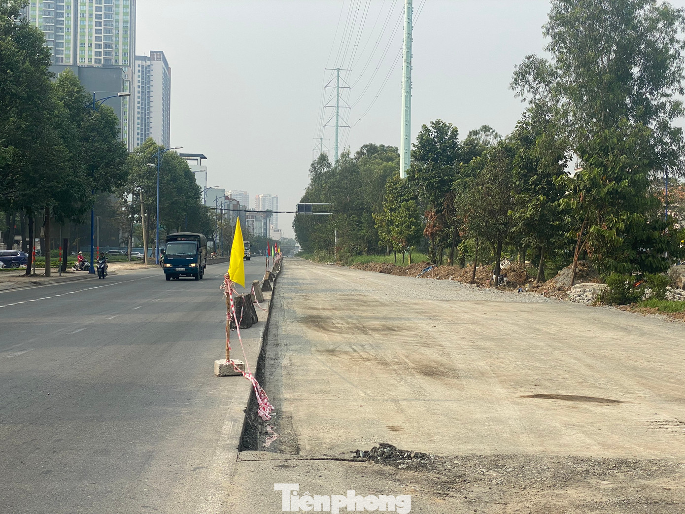 Đường Đồng Văn Cống sau khi mở rộng sẽ giúp giảm tình trạng ùn ứ, tăng cường kết nối giao thông ra vào cảng Cát Lái (TP Thủ Đức).