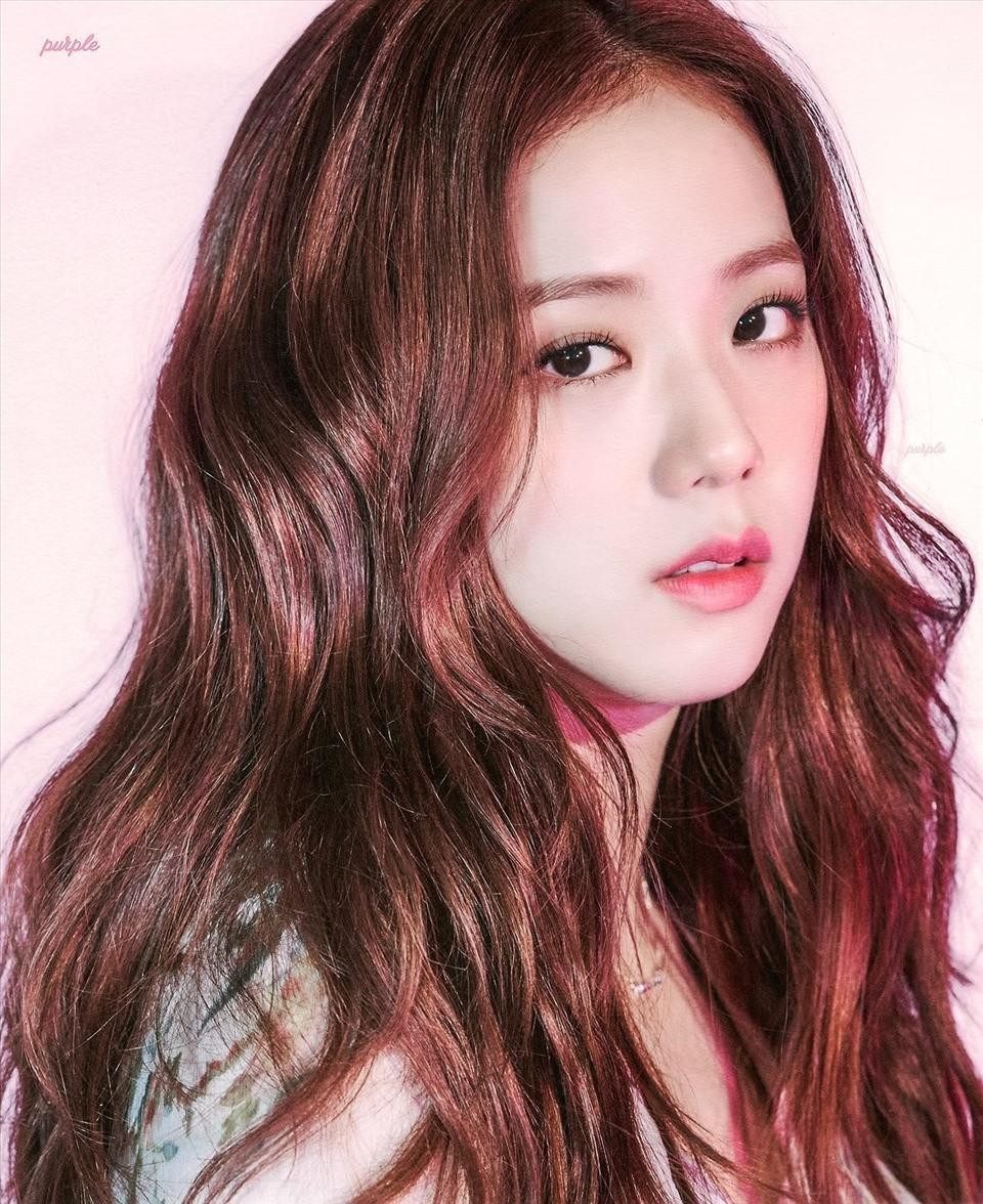 Jisoo (BlackPink) xếp thứ 11. Jisoo (BlackPink) xếp thứ 11.