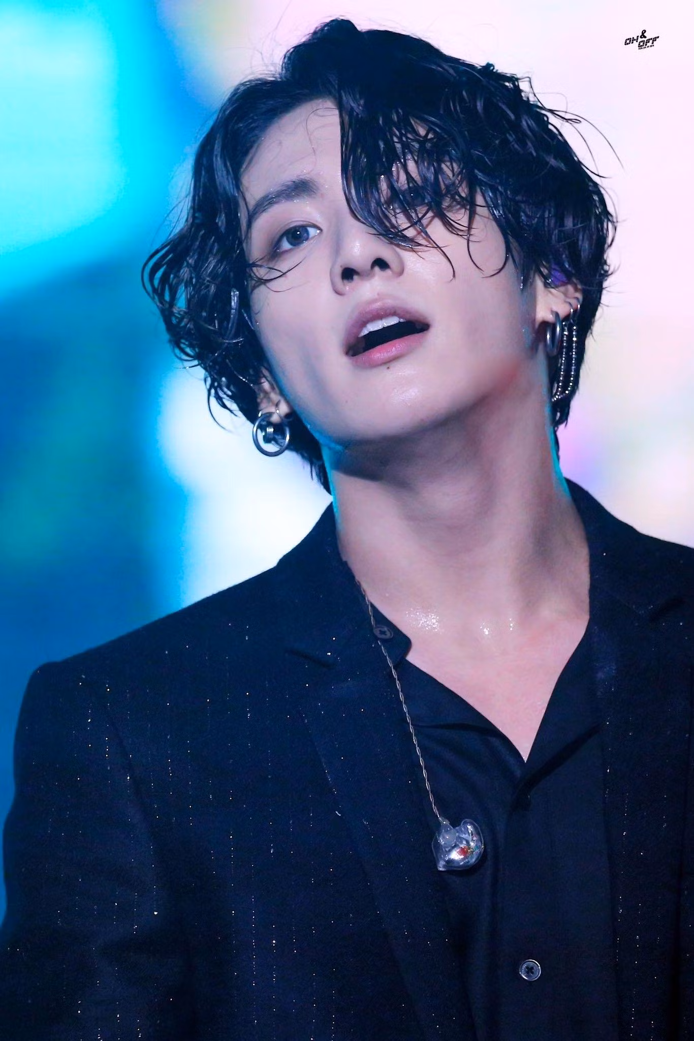 "Em út" BTS JoongKook xếp hạng 2. Gần đây, anh cũng được ca ngợi là một trong những idol toàn năng của K-pop.