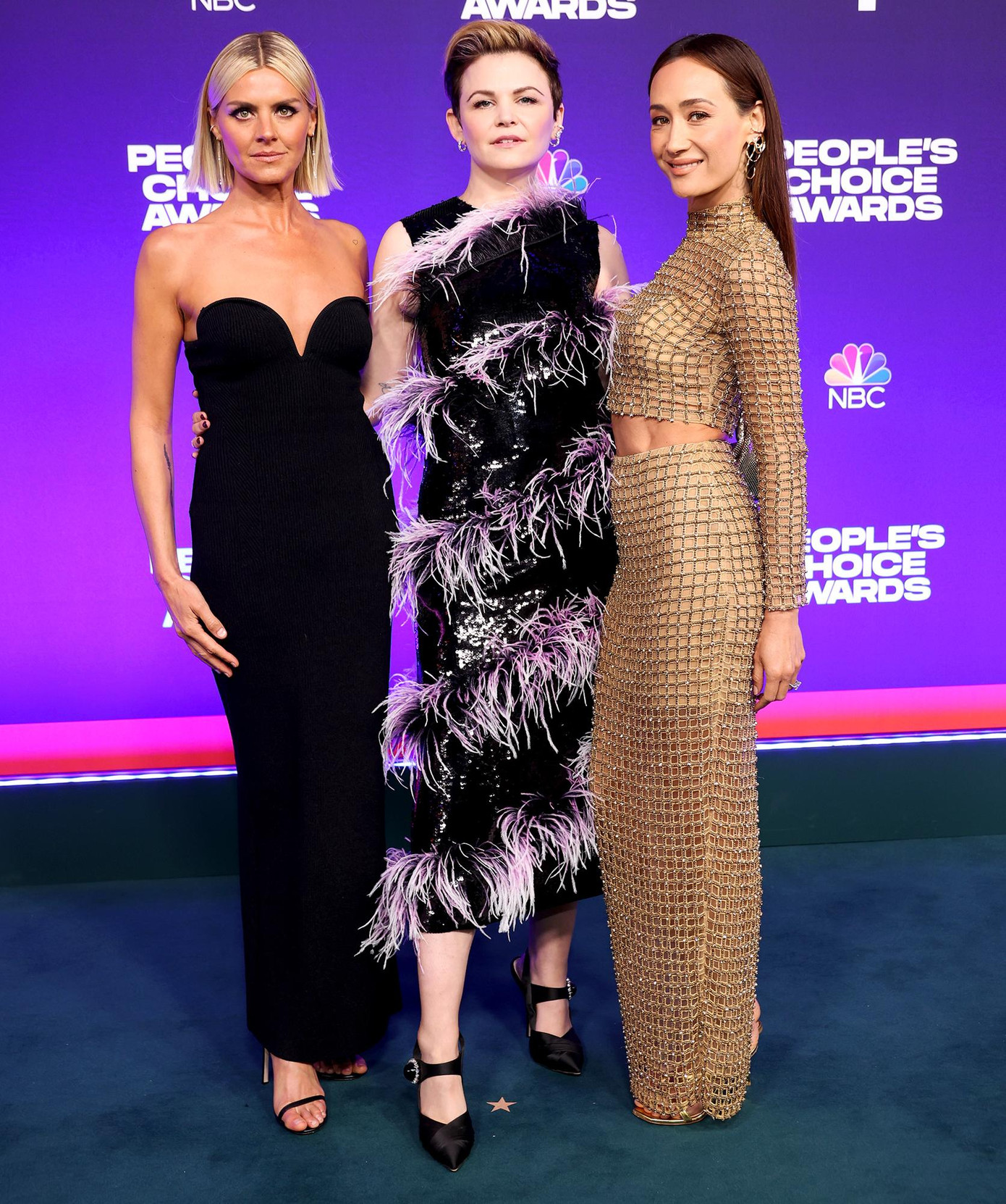 Mỹ nhân gốc Việt Maggie Q (phải), &quot;Bạch Tuyết&quot; Ginnifer Goodwin (giữa) và Eliza Coupe.