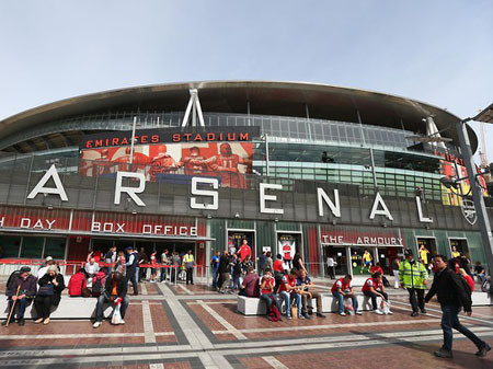 SVĐ Emirates đã tạo ra những khoản lợi nhuận lớn cho Arsenal