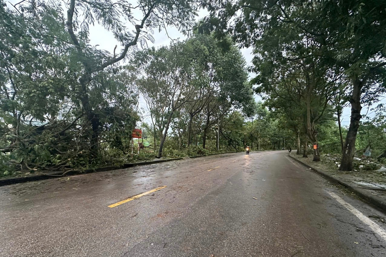 Đến chiều ngày 8/9, các tuyến đường trong khu đô thị đông dân nhất Thủ đô được lưu thông hoàn toàn.