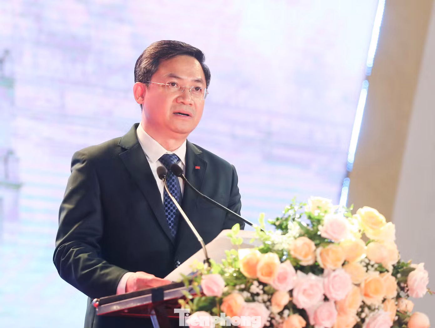 Phó Chủ tịch UBND thành phố Hà Nội Hà Minh Hải phát biểu khai mạc hội sách.