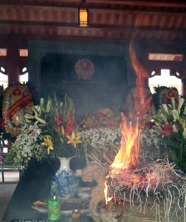 Lư hương hóa tại Truông Bồn