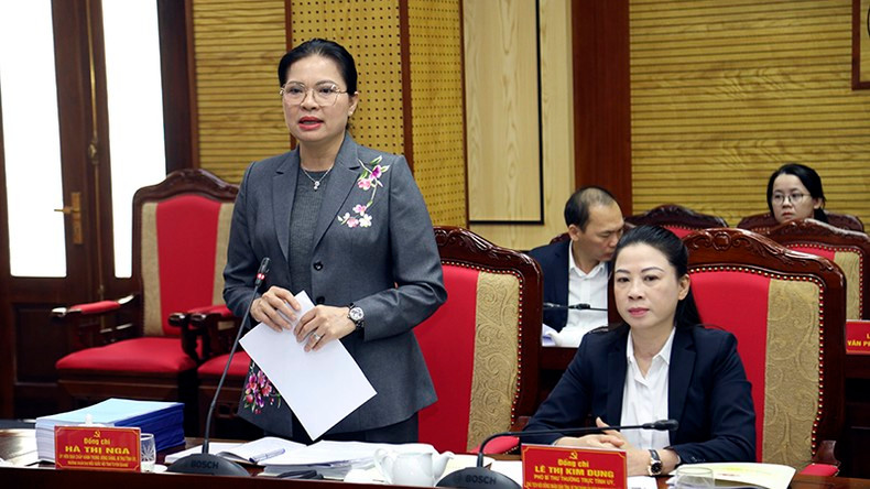 Bí thư Tỉnh ủy Tuyên Quang Hà Thị Nga phát biểu. Bí thư Tỉnh ủy Tuyên Quang Hà Thị Nga phát biểu.