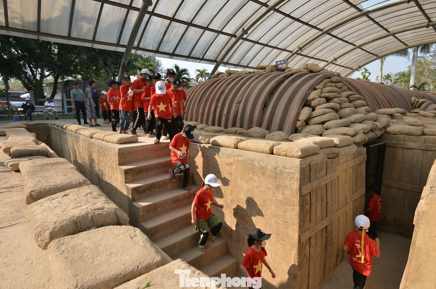 Di tích Điện Biên Phủ được xếp hạng là Di tích Lịch sử Quốc gia đặc biệt.