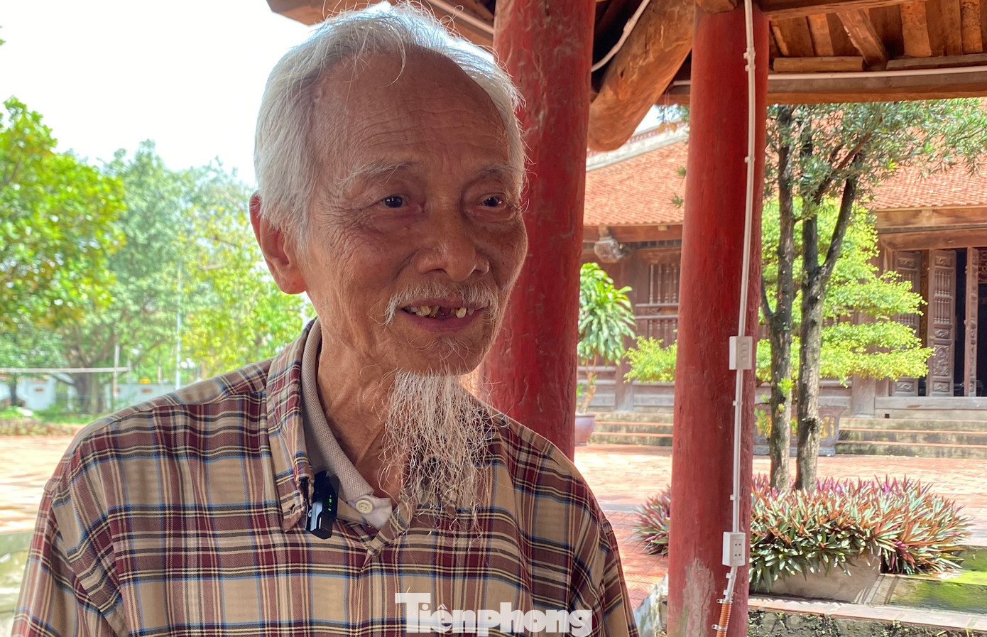 Ông Ngô Bá Dục, bạn học của Tổng Bí thư Nguyễn Phú Trọng. Ông Ngô Bá Dục, bạn học của Tổng Bí thư Nguyễn Phú Trọng.