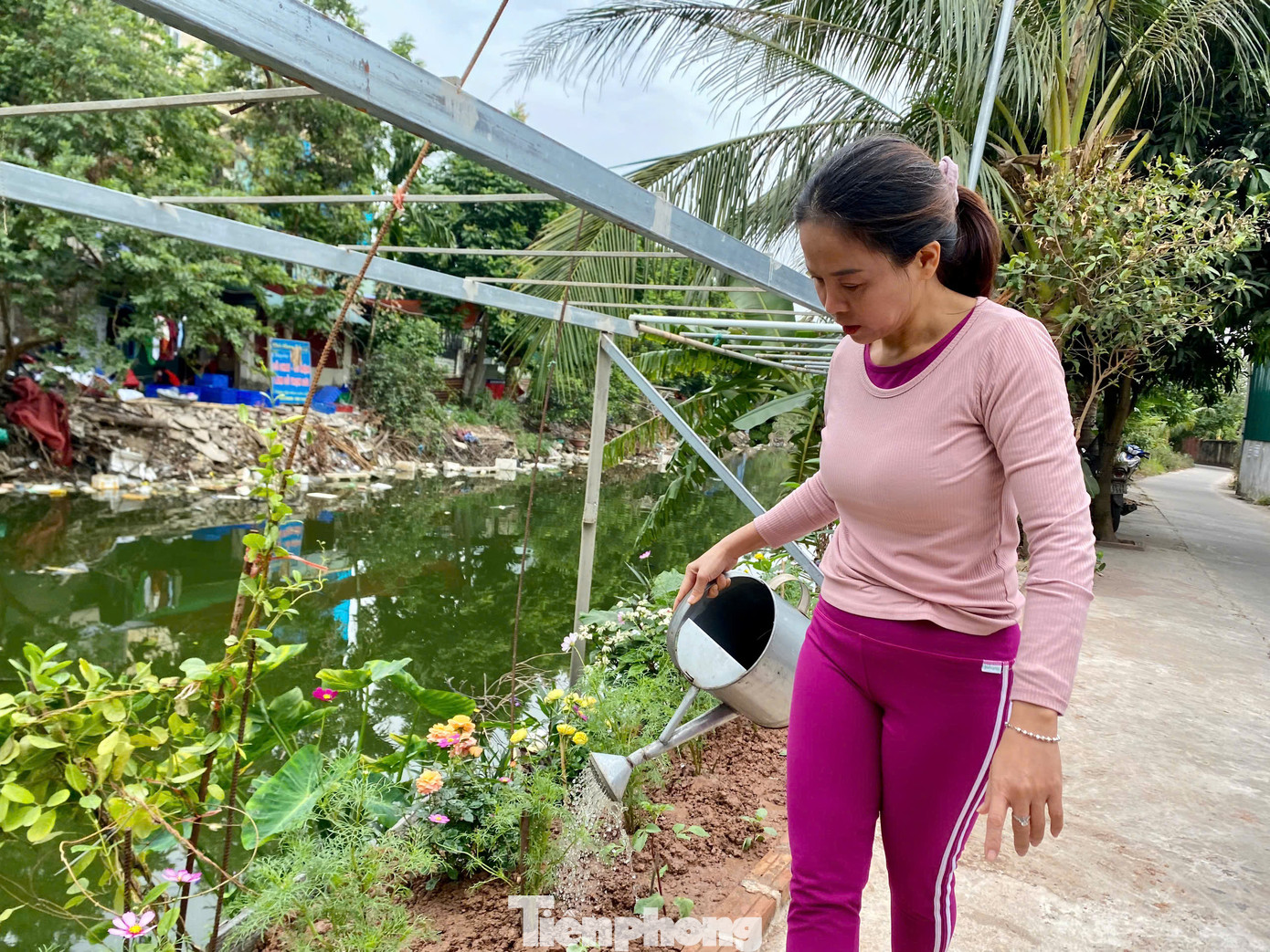 Chị Nguyễn Thị Hải Yến đề xuất phải xử lý triệt để nguồn xả thải sông Tô Lịch Chị Nguyễn Thị Hải Yến đề xuất phải xử lý triệt để nguồn xả thải sông Tô Lịch