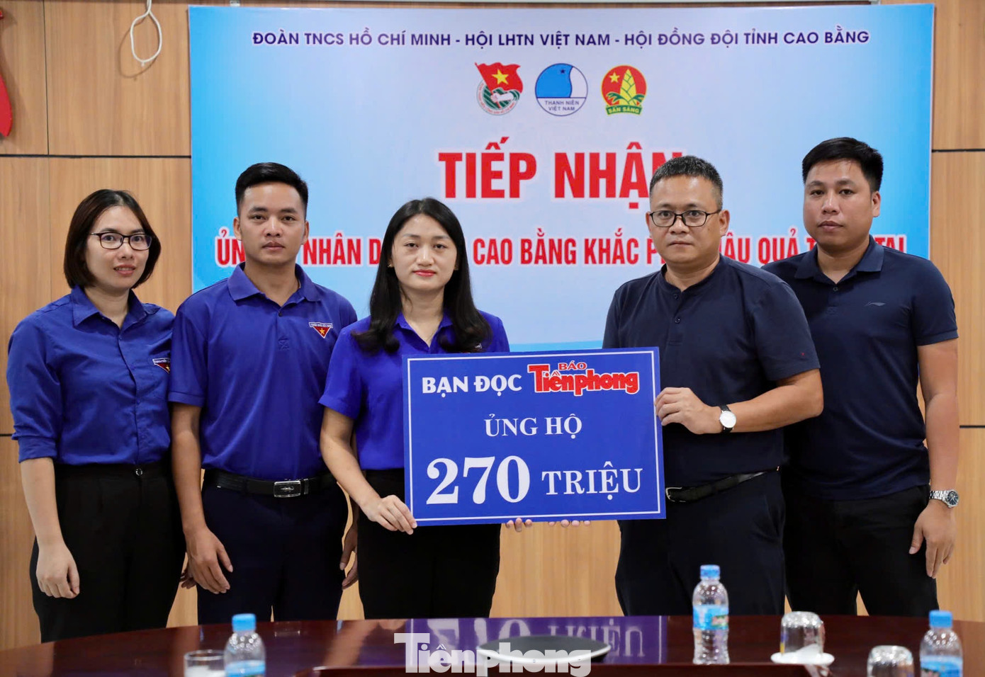 Chiều 15/9, đoàn thiện nguyện báo Tiền Phong đã trao tặng 270 triệu đồng của bạn đọc ủng hộ đồng bào bị ảnh hưởng bởi cơn bão số 3 tại Cao Bằng.