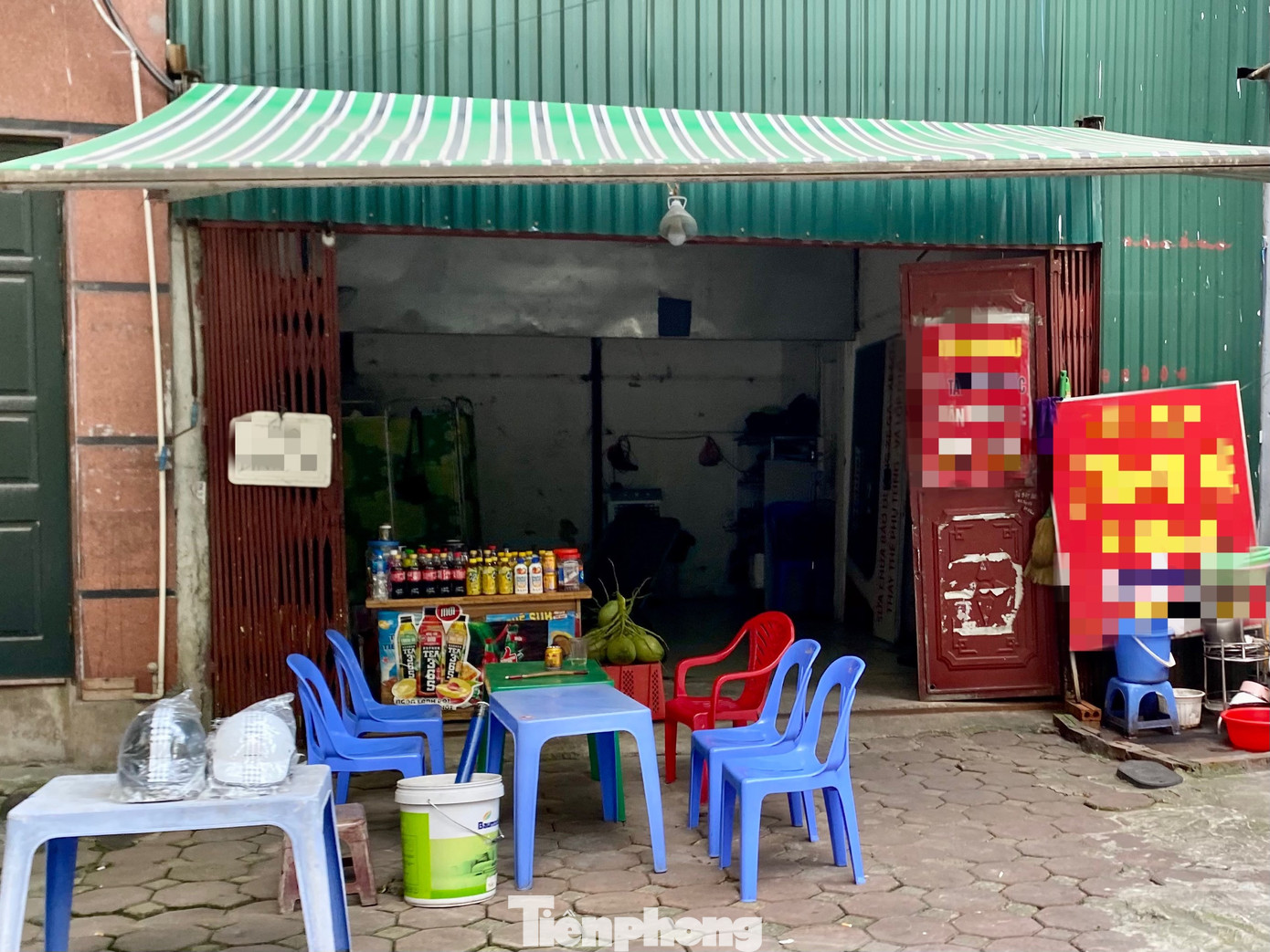 Các tụ điểm là hàng nước có kinh doanh trò chơi điện tử trá hình tại ngõ 24 Kim Đồng, phường Giáp Bát, quận Hoàng Mai hiện chỉ còn bán nước.